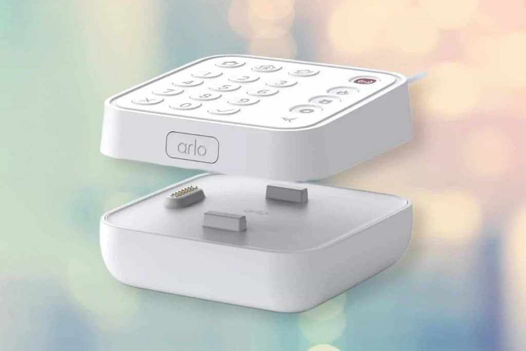 Arlo backup battery and cellular module